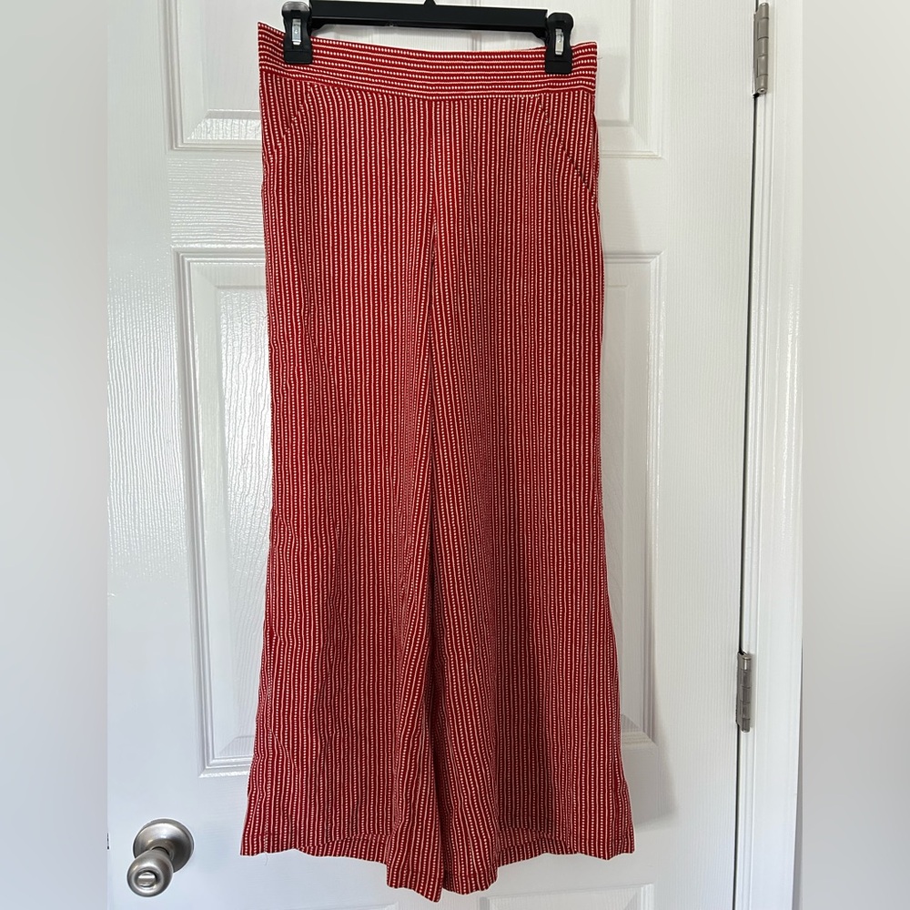 Max Studio Crepe Wide Leg Cropped Pull-On Pants in Terracotta